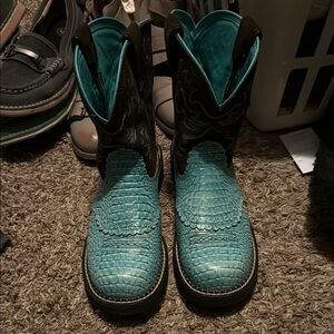 Ariat Women's Turquoise and Black Western Boots